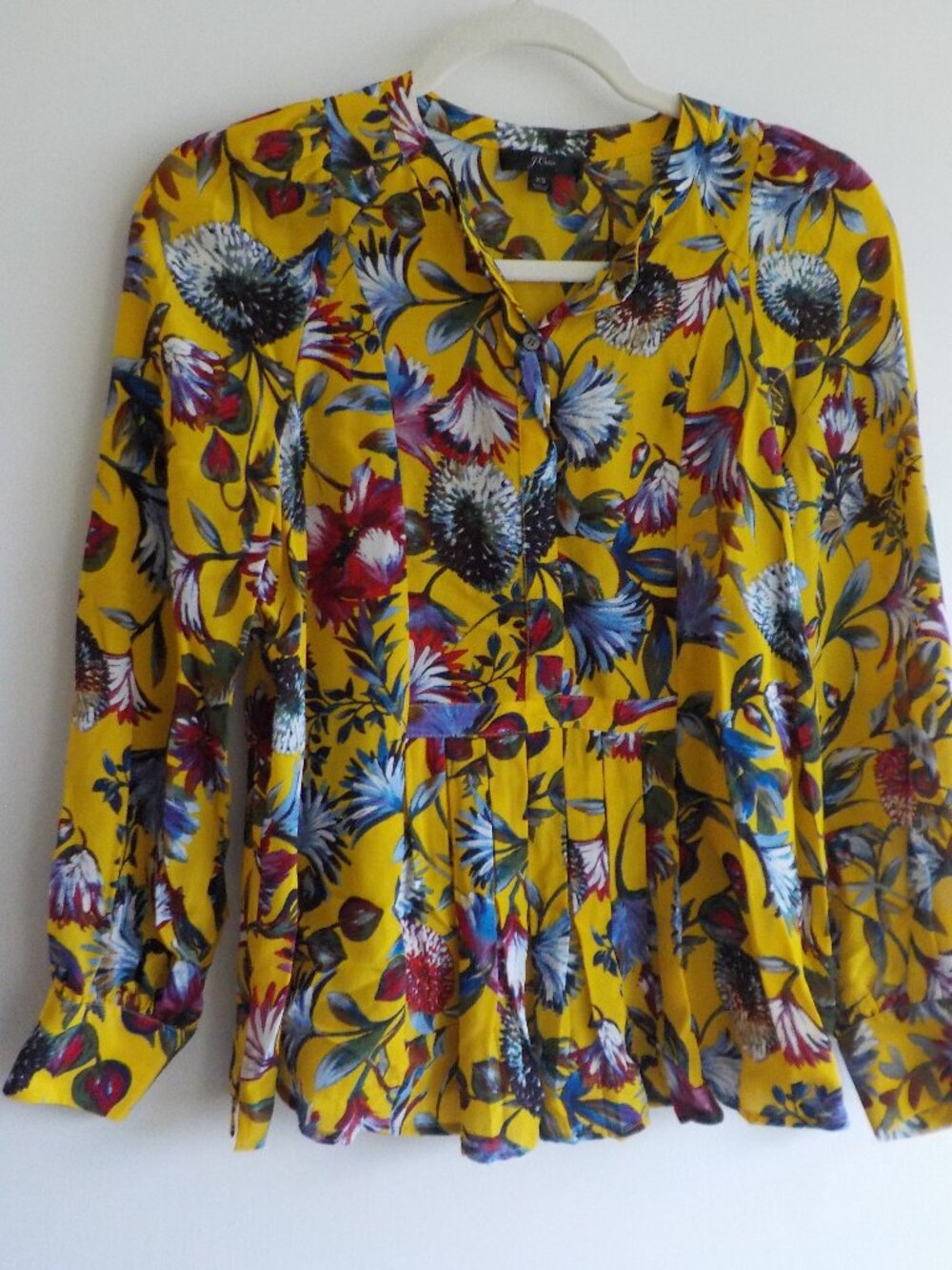 J. Crew Blouse - XS - SILK Yellow Floral Pleated Long Sleeve SILK (2518)